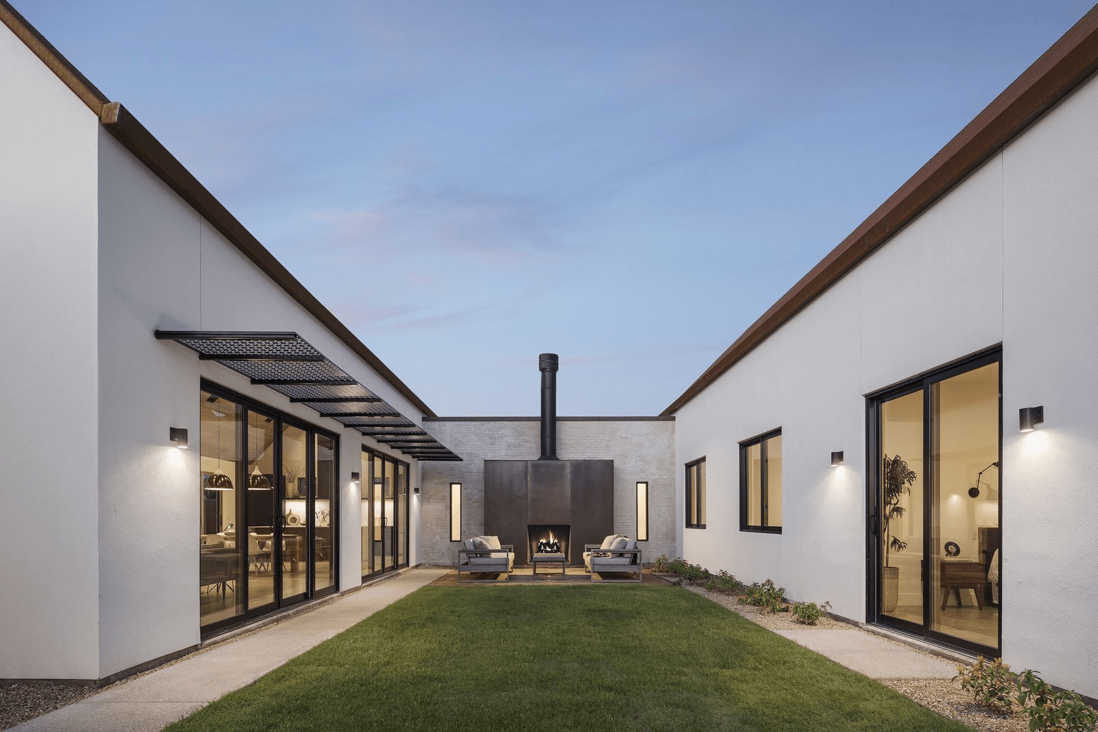 Casa moderna en el desierto con patio en Phoenix